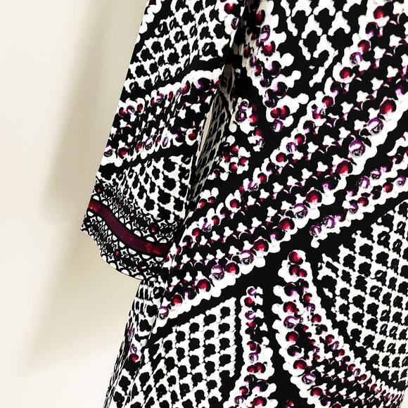 White House Black Market Tunic Top - Picture 3 of 6